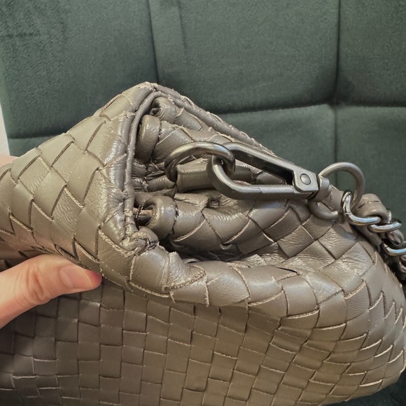 BV Style Gray Woven Real Leather Bag - Picture 4 of 5